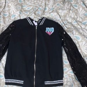 Jojo jacket used good condition